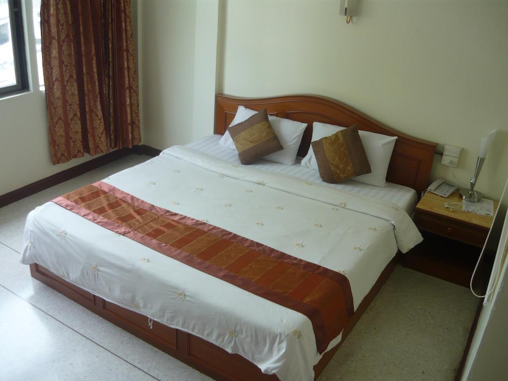 Hotel Morakot Twin Chumphon Habitación foto